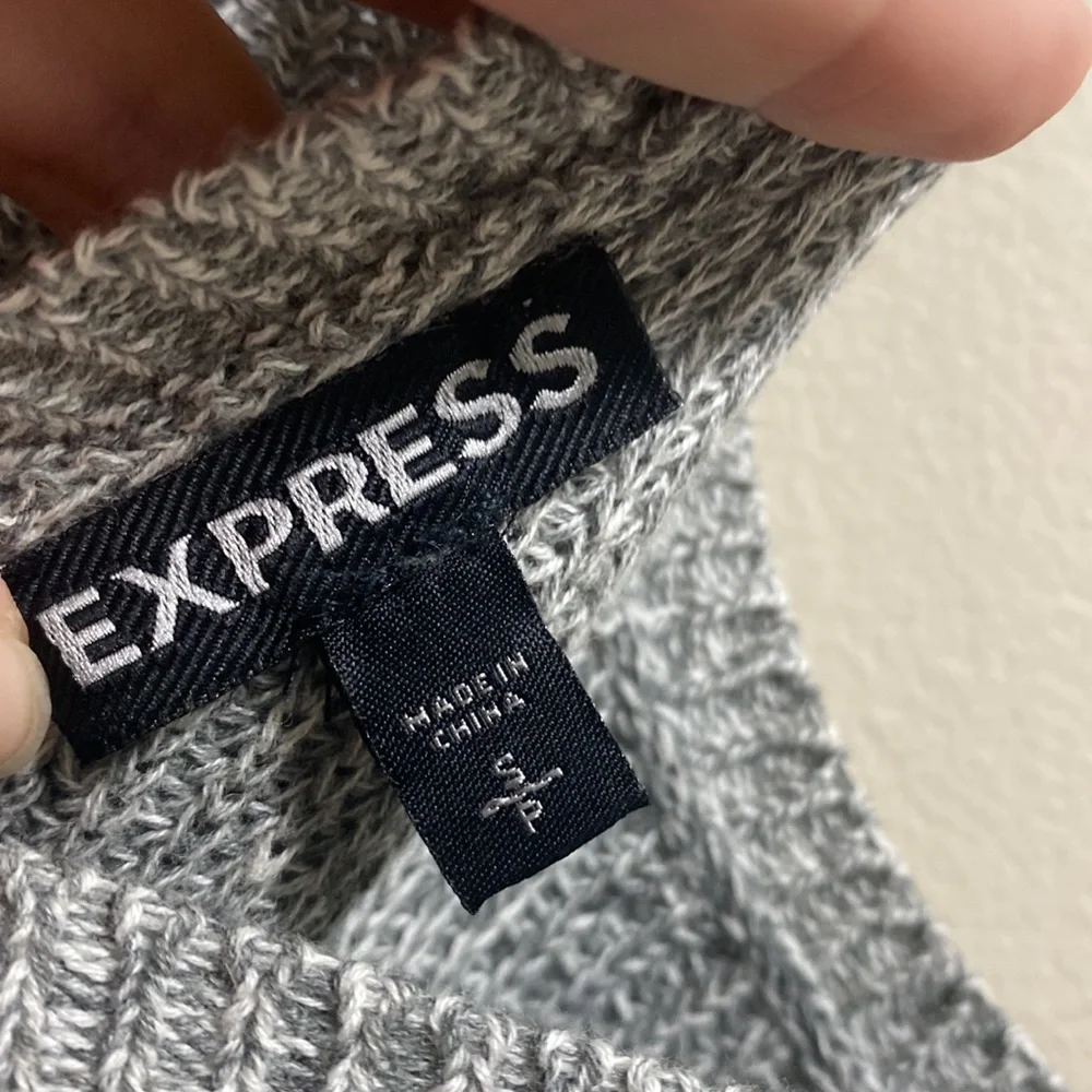 Express Top - Picture 3 of 3